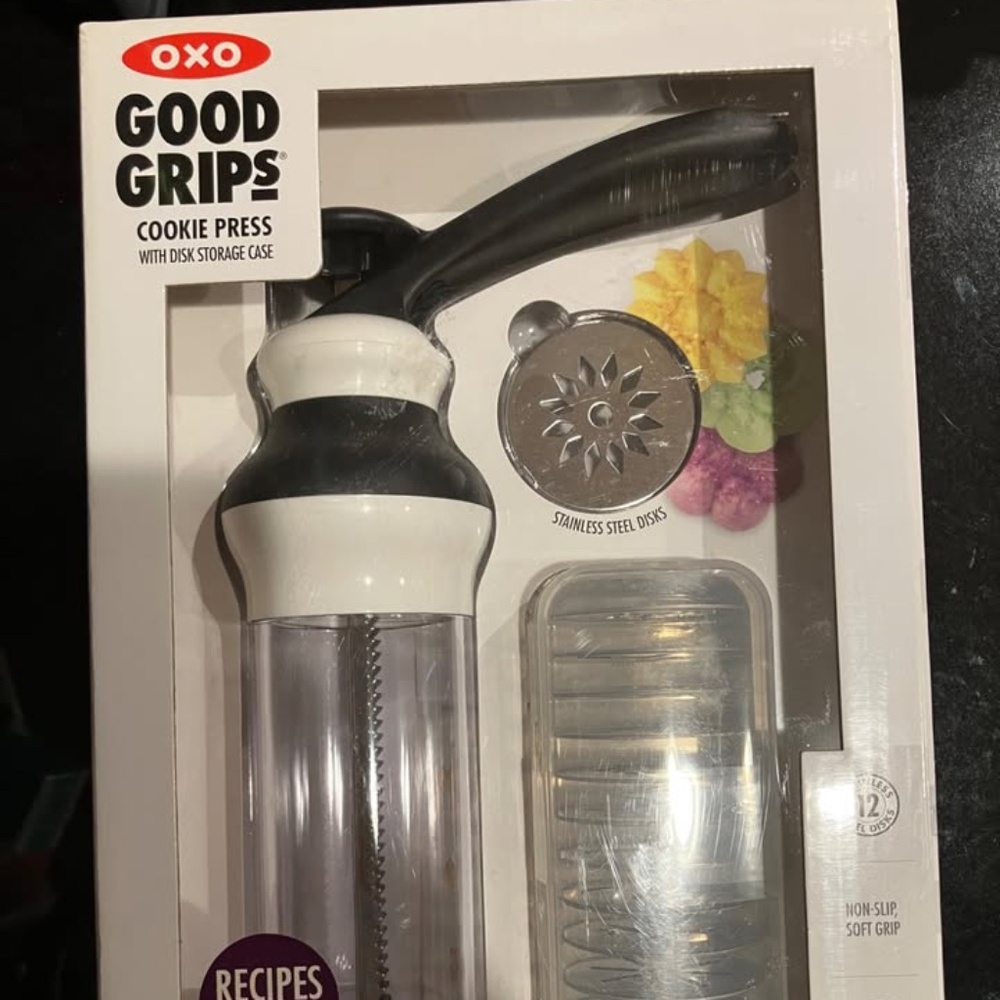 OXO Good Grips Cookie Press w/ 12 Disks & Storage Case – Brand New